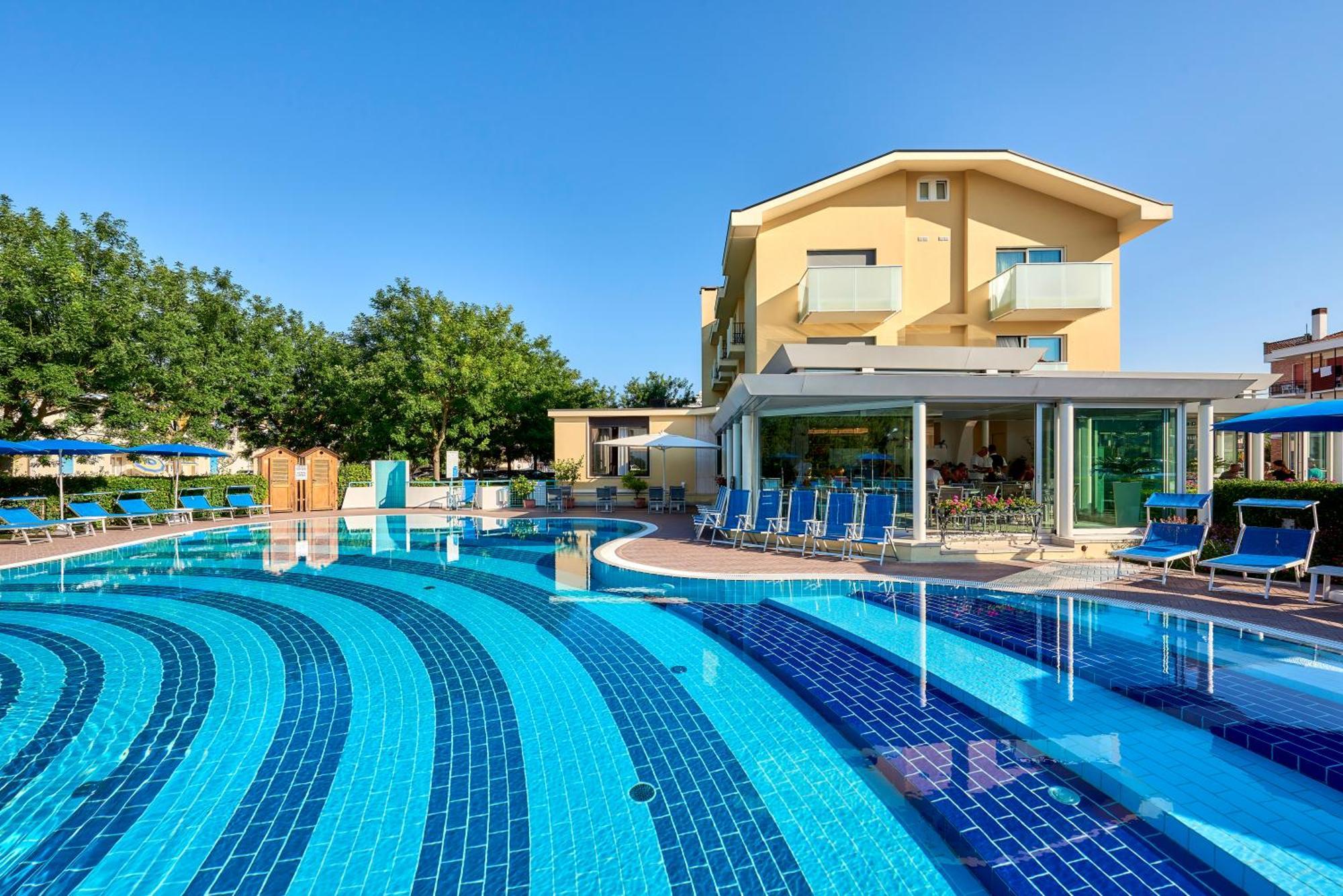 Junior Family Hotel Cavallino-Treporti Zewnętrze zdjęcie